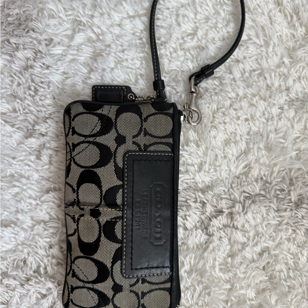 Coach Black and Cream Signature Wristlet